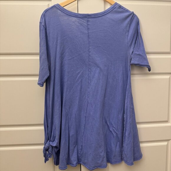 Free People We The Free Top Blue Asymmetrical Tunic Tee Boho Style Size M Medium - Picture 5 of 5